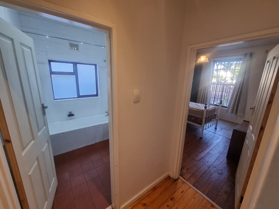 2 Bedroom Property for Sale in Claremont Western Cape